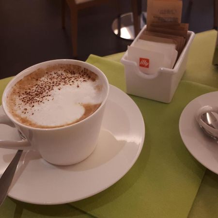 克鲁尹图姆酒店 托伦蒂诺 外观 照片
