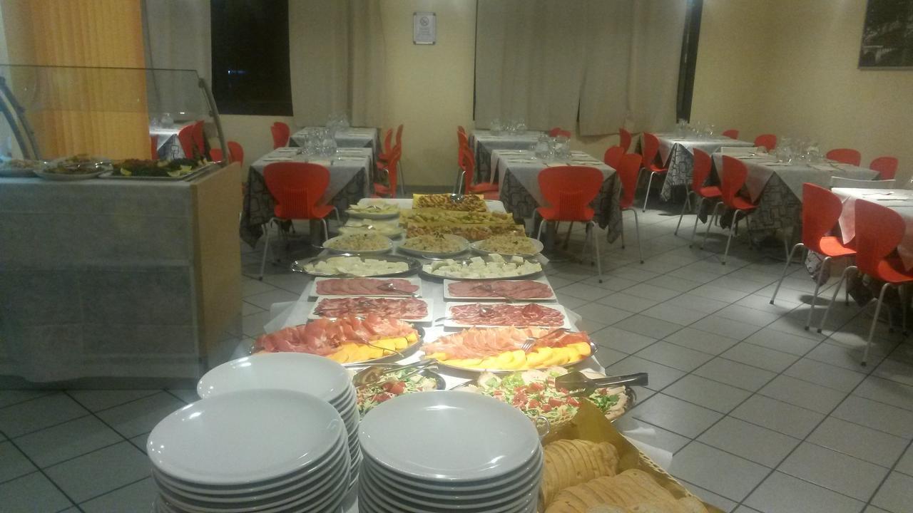 克鲁尹图姆酒店 托伦蒂诺 外观 照片